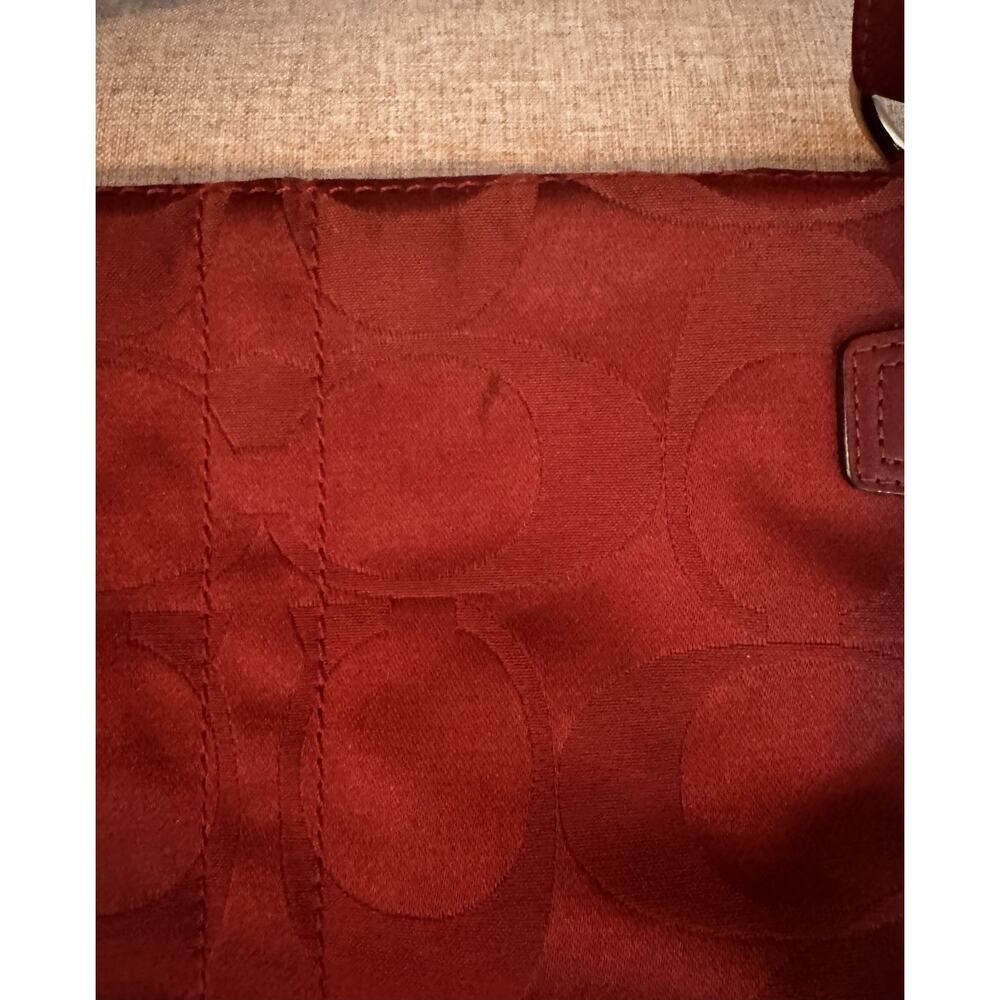 Coach Crossbody Bag Womens Medium Burgundy Signature C F18862 Y2K Classic - Picture 4 of 10